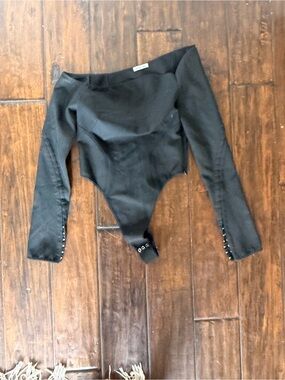 Anna October Black Off-Shoulder Snap Bodysuit